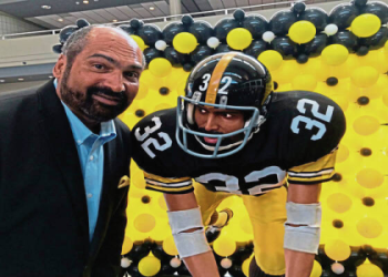Franco Harris: The Legendary Steelers Running Back Behind the Immaculate Reception