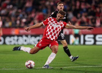 PSV vs Twente Prediction: Our Top Picks! Find Out What the Experts are Saying About This Game