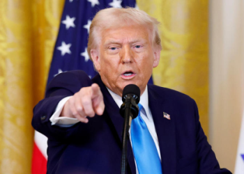 Uncover Brian Kellys Net Worth: Straightforward Points